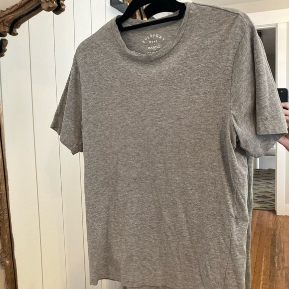 Mango Men’s Tee - Picture 1 of 5